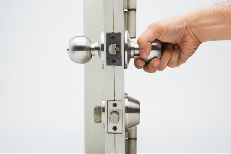 A Complete Guide to Locksmith Services in Overland Park, KS